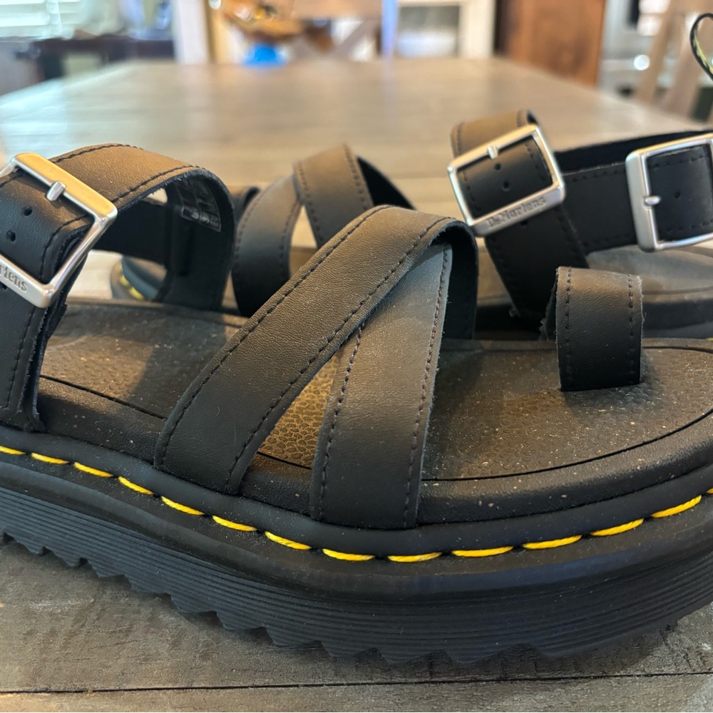 Dr. Martens Avry Ankle Strap Sandal. Size 7